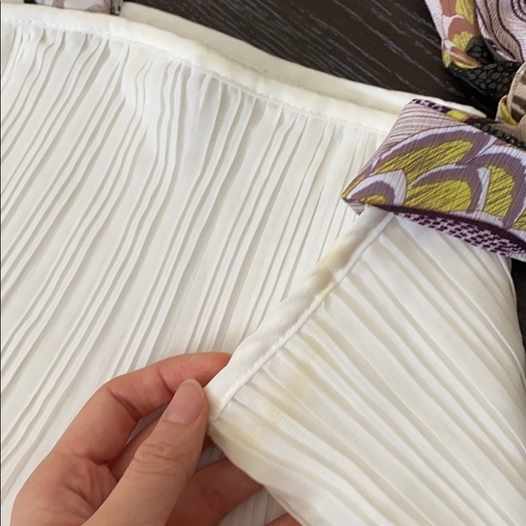 Blouse - Picture 2 of 4